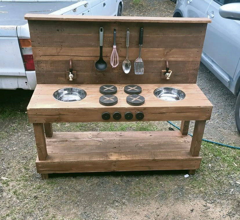 Mud kitchen